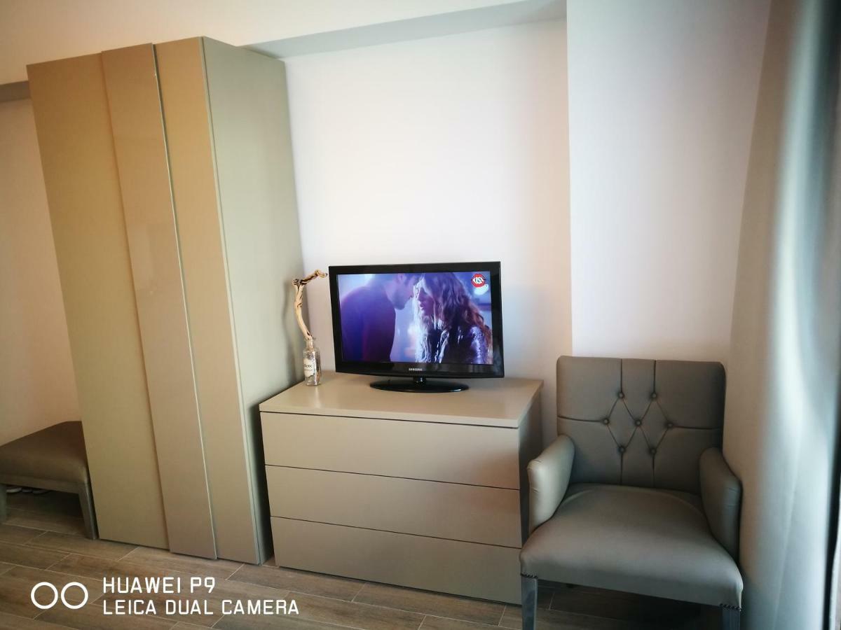 Luxury Studio 42 De Silva มามายา ภายนอก รูปภาพ